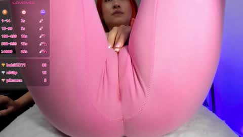 adelinaconte1 online show from January 2025 11:08:01 PM