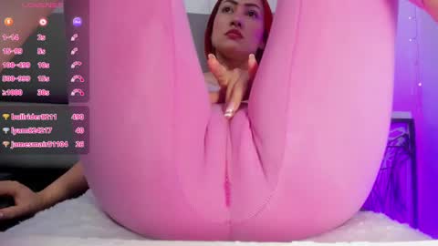 adelinaconte1 online show from January 2025 10:48:01 PM