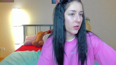 Adel online show from December 2024 12:33:02 PM