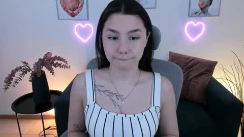 Snapshot of adelleb chatting on January 2025 01:45:02 PM Your sweet girl online show from January 2025 01:45:02 PM