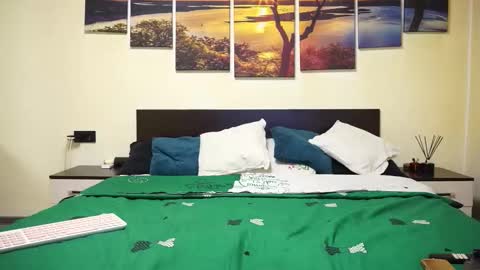 Adellineee online show from September 2025 09:05:01 PM