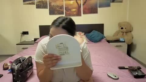 Adellineee online show from June 2026 08:47:02 PM