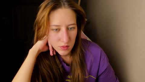 Adell online show from April 2026 09:37:01 PM