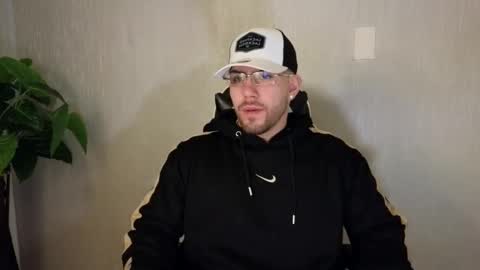 Snapshot of ades_lowe chatting on October 2025 11:53:01 AM Ades online show from October 2025 11:53:01 AM