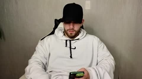 Snapshot of ades_lowe chatting on October 2025 11:33:02 AM Ades online show from October 2025 11:33:02 AM