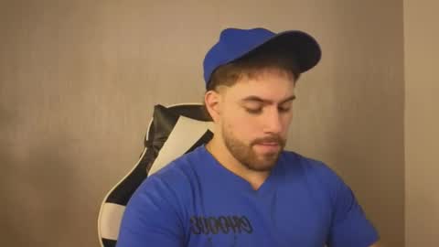 Snapshot of ades_lowe chatting on November 2025 12:05:02 PM Ades online show from November 2025 12:05:02 PM