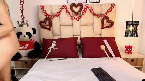 AdharaSmithh online show from September 2025 07:02:02 PM