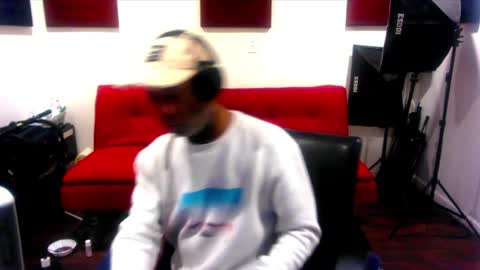 adick_ting online show from February 2025 04:34:01 AM