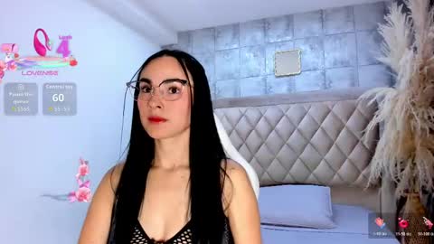 Snapshot of adissoncopper chatting on June 2026 04:25:02 AM Adisson online show from June 2026 04:25:02 AM