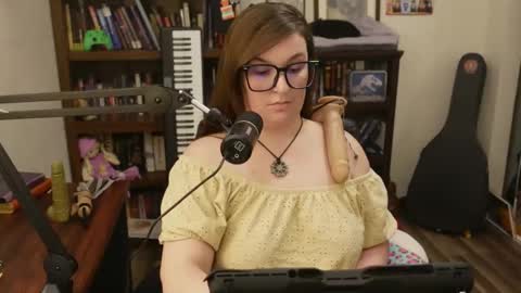 adobe_angel304 online show from January 2025 02:10:02 AM