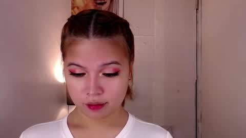 adorabletsforyouxx online show from September 2025 05:12:02 PM