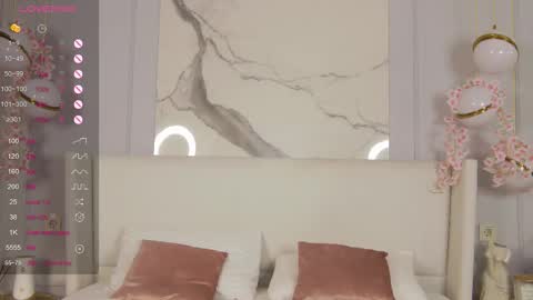 adoracortes online show from September 2025 05:21:01 AM