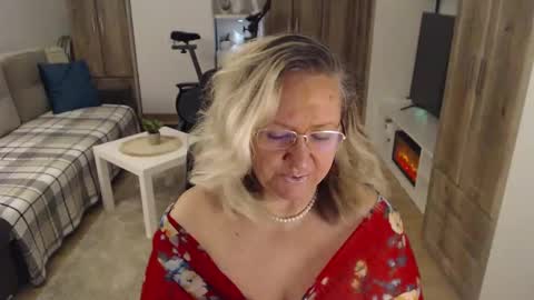 Cryna online show from February 2025 05:30:01 AM