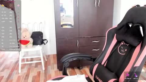 Adrena10 online show from November 2025 07:27:01 PM