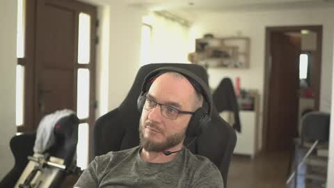 W36 online show from April 2026 08:56:01 AM