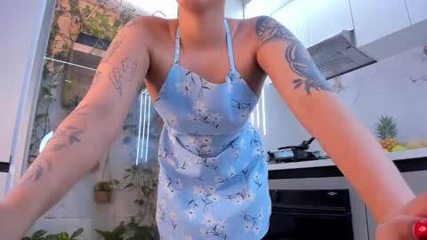 Adriana online show from February 2025 03:32:02 PM