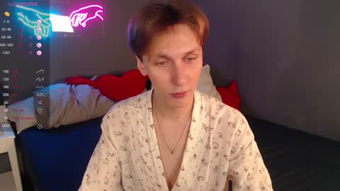 Adrian online show from January 2025 01:54:01 PM