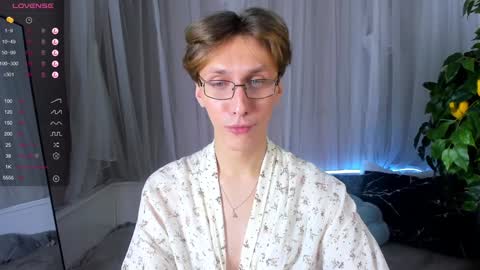 Adrian online show from January 2025 04:35:01 PM