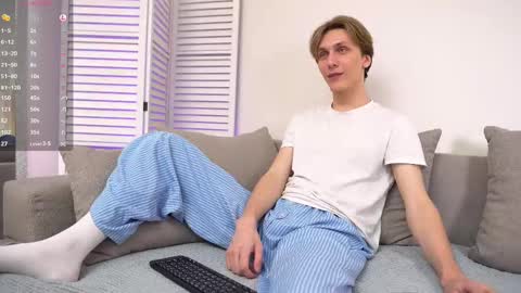 Adrian online show from March 2025 03:51:01 PM