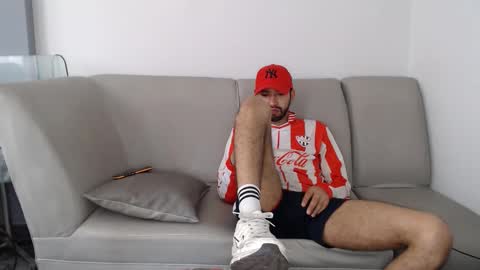 Adrian Falcon online show from June 2026 06:57:01 PM