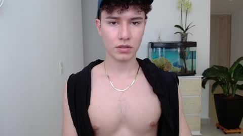 adrian morelli online show from December 2024 07:32:02 PM