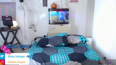 adrian morelli online show from October 2025 06:43:01 PM