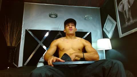   online show from December 2024 03:30:02 PM