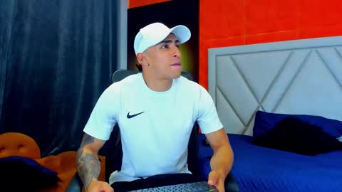   online show from September 2025 06:11:02 PM