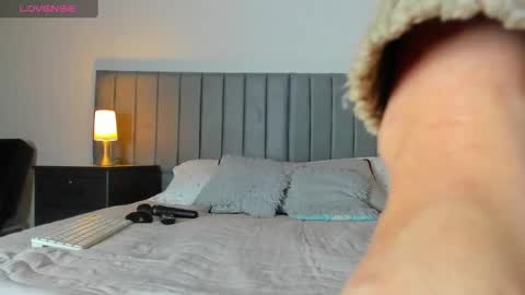 Adriana online show from March 2025 10:53:01 PM