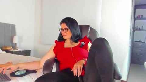 Adriana online show from February 2026 02:00:01 AM