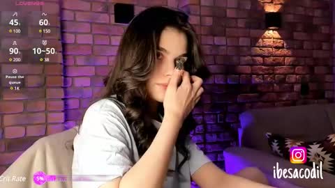 Snapshot of adriana_allen chatting on January 2025 10:48:01 PM Adri online show from January 2025 10:48:01 PM