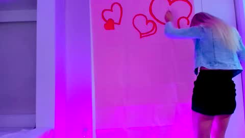 Snapshot of adriana_coy_ chatting on February 2025 06:05:01 PM Adriana online show from February 2025 06:05:01 PM