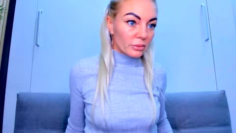 Snapshot of adriana_coy_ chatting on October 2025 10:57:01 AM Adriana online show from October 2025 10:57:01 AM