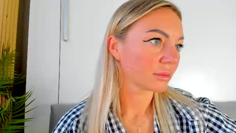 Snapshot of adriana_coy_ chatting on August 2026 09:04:01 AM Adriana online show from August 2026 09:04:01 AM