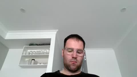 adrianchiodo online show from May 2026 04:30:02 AM