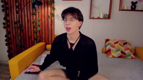 adrianoaubert online show from February 2025 10:17:02 AM