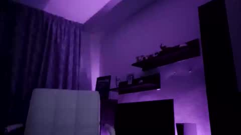 Adriano online show from November 2025 08:58:01 PM