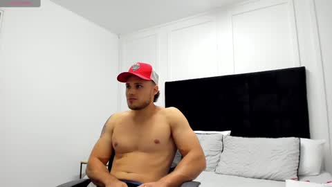 Adrein Roche online show from January 2025 02:12:02 AM