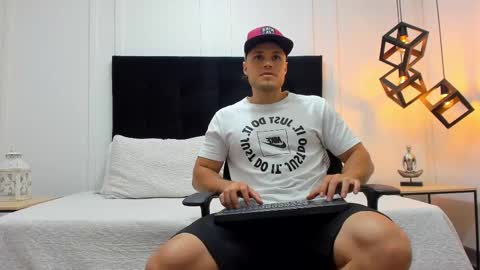 Adrein Roche online show from February 2025 11:13:01 PM