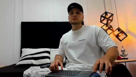 Adrein Roche online show from February 2025 11:14:02 PM