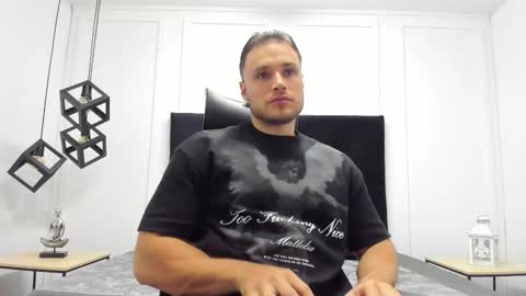 Adrein Roche online show from September 2025 10:59:02 PM