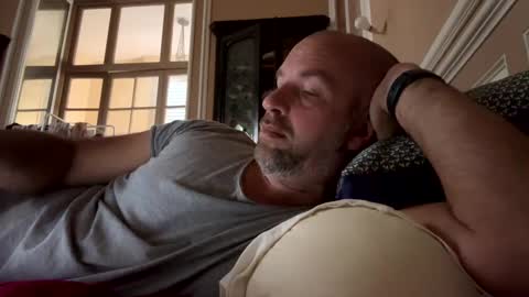 adrienfromparis online show from December 2024 08:38:02 AM