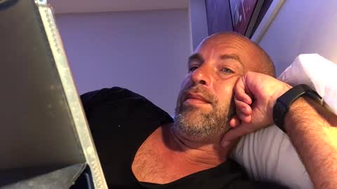 adrienfromparis online show from October 2025 07:12:02 PM