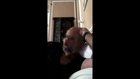 adrienfromparis online show from January 2026 10:41:02 AM