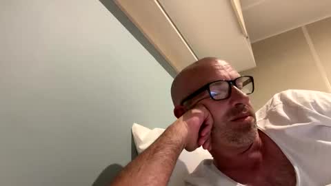 Snapshot of adrienfromparis chatting on May 2026 11:12:01 PM adrienfromparis online show from May 2026 11:12:01 PM