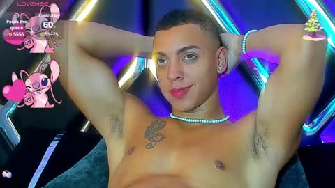 Snapshot of adriianlopez chatting on December 2024 07:46:02 PM Adrian Lopez online show from December 2024 07:46:02 PM