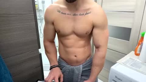 Mrrfitt online show from October 2025 05:44:02 AM