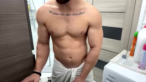 Mrrfitt online show from October 2025 01:35:02 PM