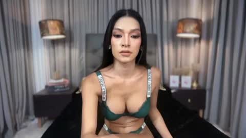 Snapshot of aela_washington chatting on June 2026 10:02:01 AM Aela online show from June 2026 10:02:01 AM