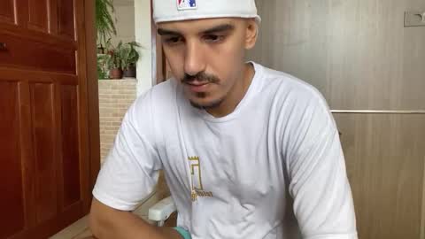 Luci online show from February 2026 05:50:01 PM